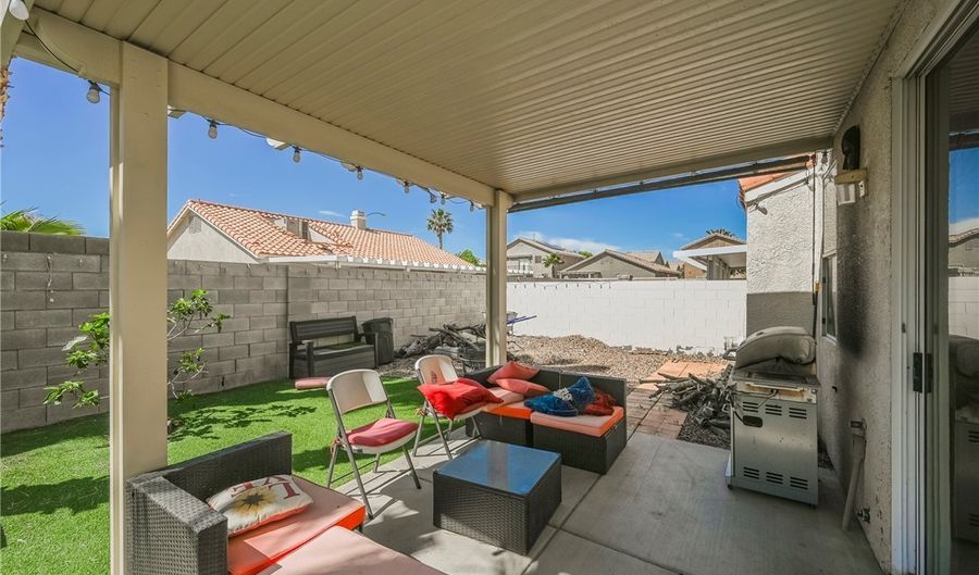 921 Country Skies Ave, Las Vegas, NV 89123 - 3 Beds, 3 Bath