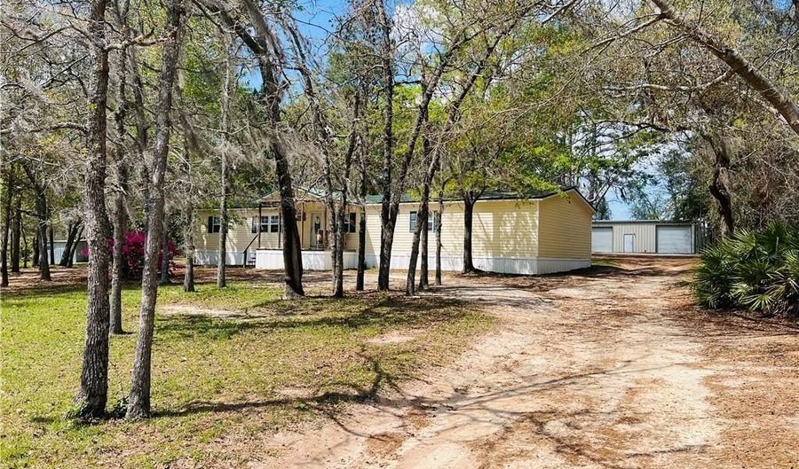 261 Colorado Ave, Alma, GA 31510 - 4 Beds, 2 Bath