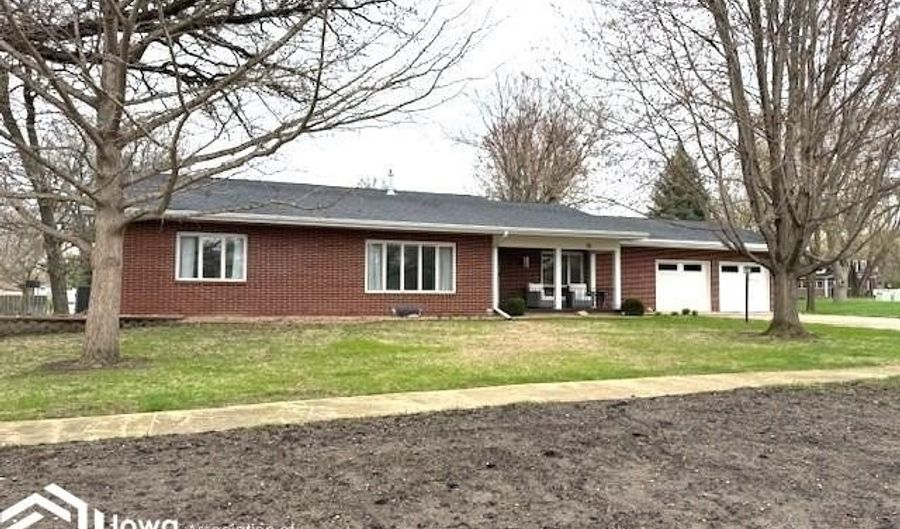 716 N Park Ave, Algona, IA 50511 - 3 Beds, 2 Bath