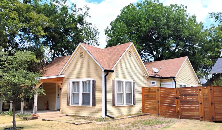 1357 Meander St, Abilene, TX 79602 - 3 Beds, 2 Bath