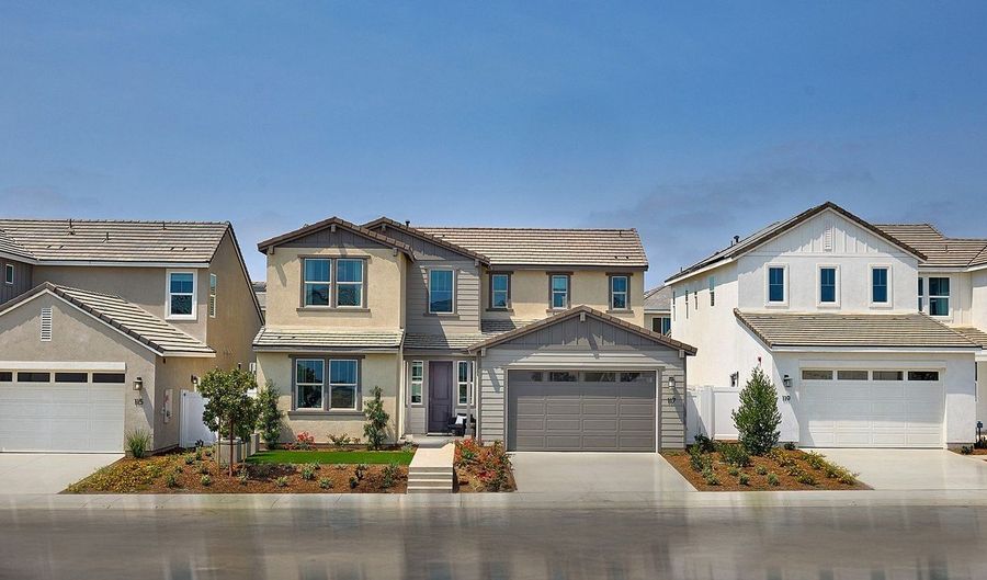 5460 Giovanni Way, Oceanside, CA 92057 - 4 Beds, 4 Bath