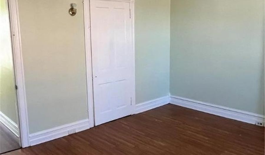 1330 W Chew St, Allentown, PA 18102 - 4 Beds, 2 Bath