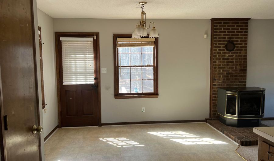 12005 Holly Springs New Hill Rd, Apex, NC 27539 - 3 Beds, 2 Bath