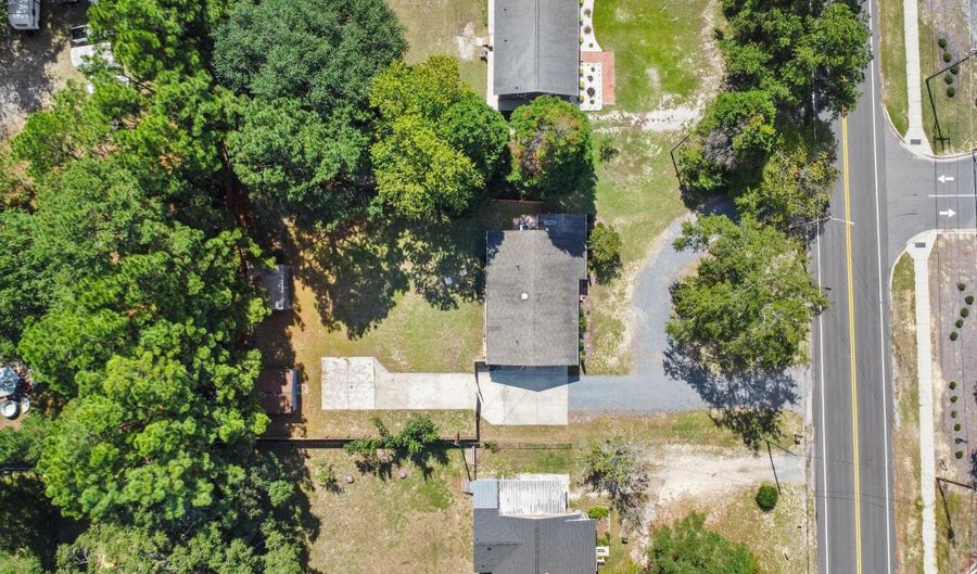 1708 N Poplar St, Aberdeen, NC 28315 - 3 Beds, 2 Bath