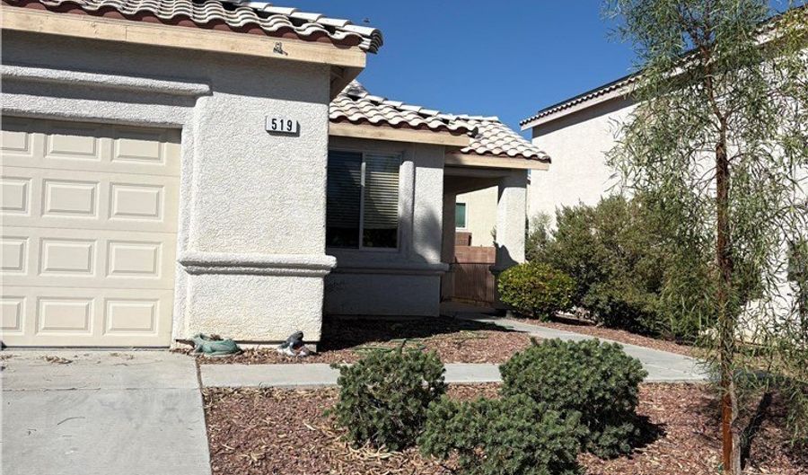 519 Siberia St, Henderson, NV 89052 - 3 Beds, 2 Bath