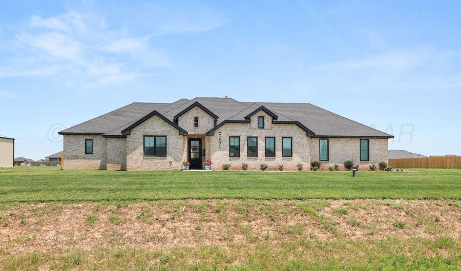 9671 CYPRESS BEND Dr, Amarillo, TX 79119 - 4 Beds, 3 Bath