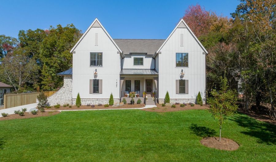 1427 Carolyn Dr, Charlotte, NC 28205 - 4 Beds, 4 Bath