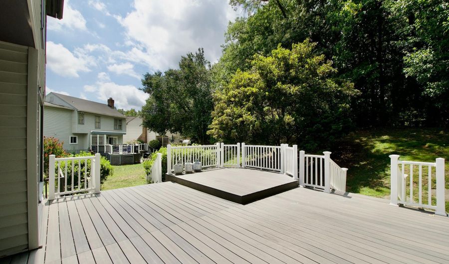 13117 MARTHAS CHOICE Cir, Bowie, MD 20720 - 5 Beds, 4 Bath