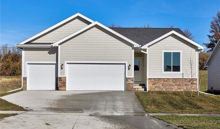 529 Meadows Ct, Polk City, IA 50226 - 3 Beds, 2 Bath