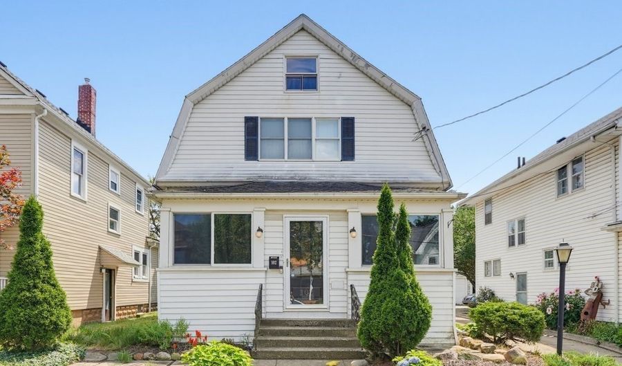 102 Marvin Ave, Akron, OH 44302 - 3 Beds, 2 Bath
