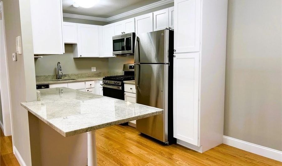 395 Mendon Rd A12, North Smithfield, RI 02896 - 2 Beds, 1 Bath