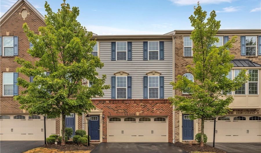 1304 Pointe View Dr, Adams Twp., PA 16046 - 3 Beds, 3 Bath