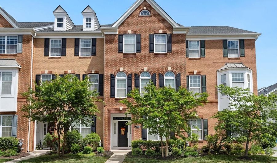 43008 PARIS GAP Sq, Ashburn, VA 20148 - 4 Beds, 4 Bath