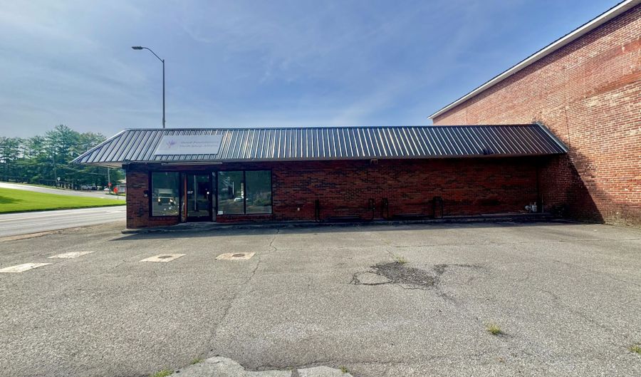 225 E Washington Ave, Athens, TN 37303 - 0 Beds, 0 Bath