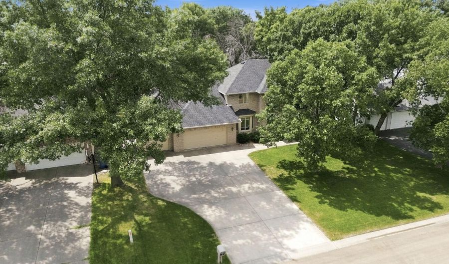 14994 Crane St NW, Andover, MN 55304 - 3 Beds, 3 Bath