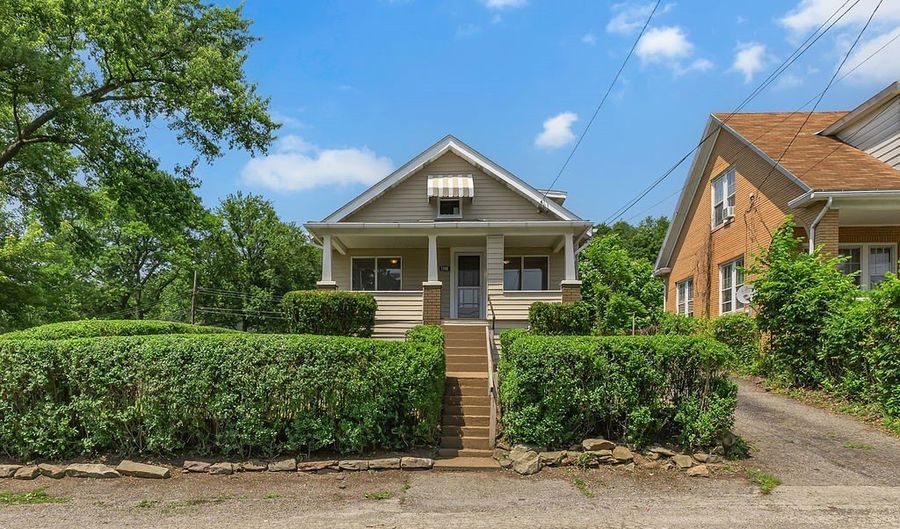 1586 Jackson St, Aliquippa, PA 15001 - 3 Beds, 1 Bath