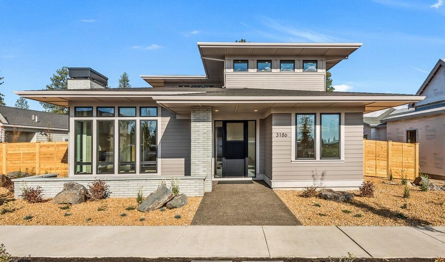 3186 NW Strickland Way, Bend, OR 97703 - 3 Beds, 3 Bath