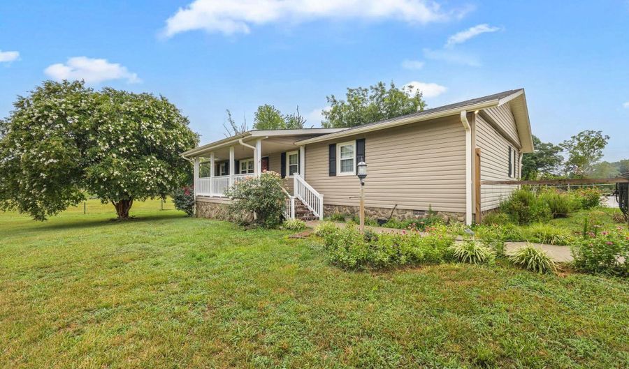 148 Mulberry Rd, Blacksburg, SC 29702 - 2 Beds, 2 Bath