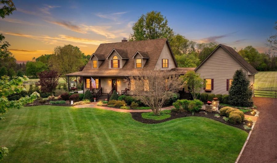 546 Province Line Rd, Allentown, NJ 08501 - 3 Beds, 3 Bath