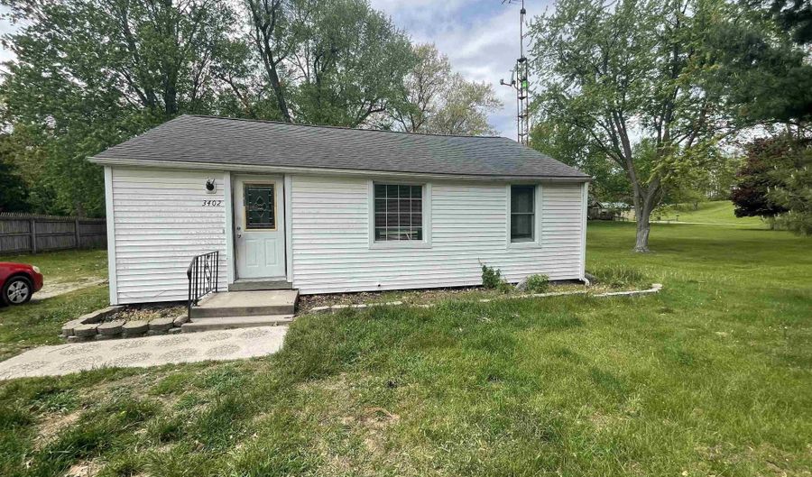 3402 Ogden Hwy, Adrian, MI 49221 - 3 Beds, 1 Bath