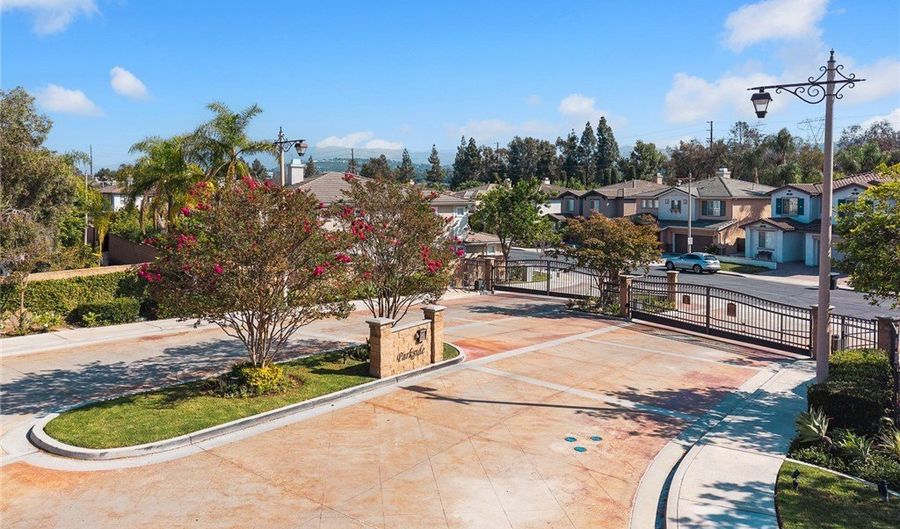 8180 E Brookdale Ln, Anaheim, CA 92807 - 6 Beds, 4 Bath