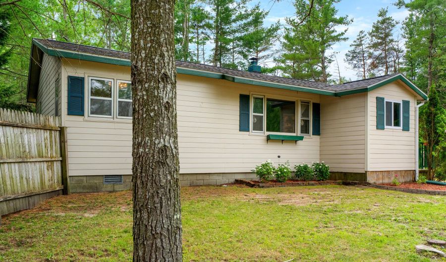 1115 Meyers Rd, Alpena, MI 49707 - 2 Beds, 1 Bath