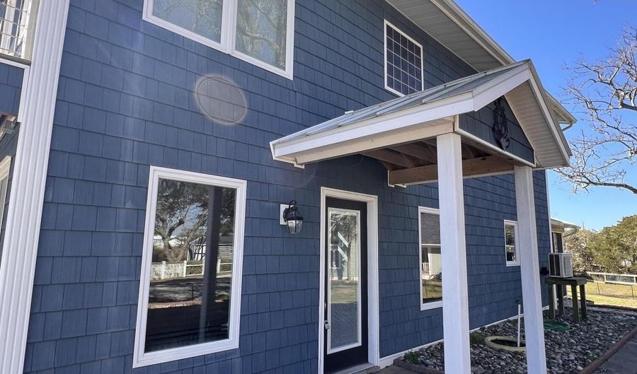 247 Shore Dr, Salter Path, NC 28575 - 3 Beds, 3 Bath