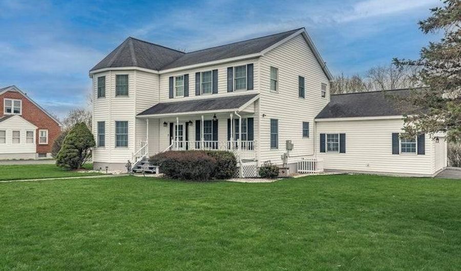 26 Columbia, Amsterdam, NY 12010 - 3 Beds, 3 Bath