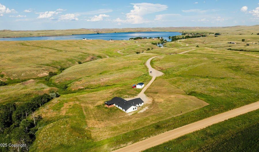16 Peak Vw Dr, Buffalo, WY 82834 - 4 Beds, 3 Bath