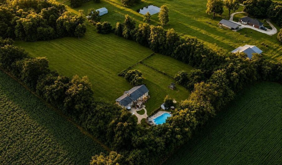 1100 Pappy Cecil Ln, Bardstown, KY 40004 - 5 Beds, 3 Bath