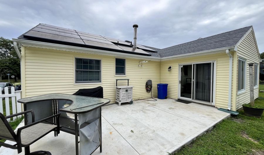 87 Village Dr, Barnegat, NJ 08005 - 2 Beds, 2 Bath