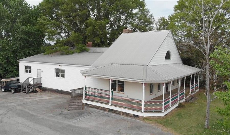 1319 OPELIKA Rd, Auburn, AL 36830 - 0 Beds, 0 Bath