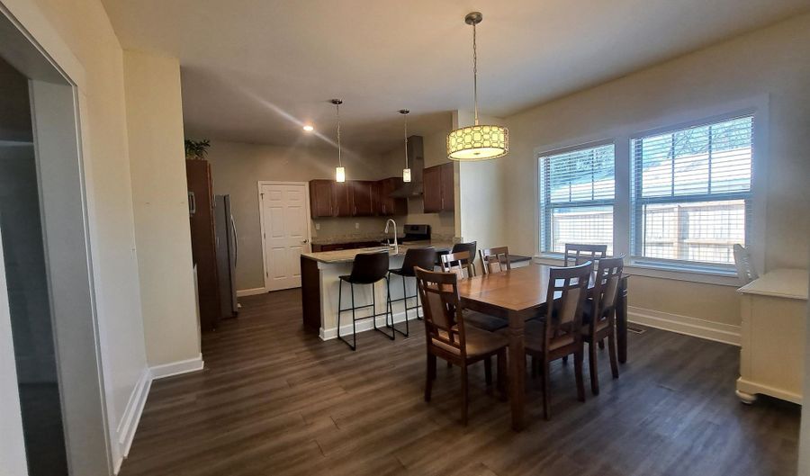 502 W Main St, Albertville, AL 35950 - 2 Beds, 2 Bath