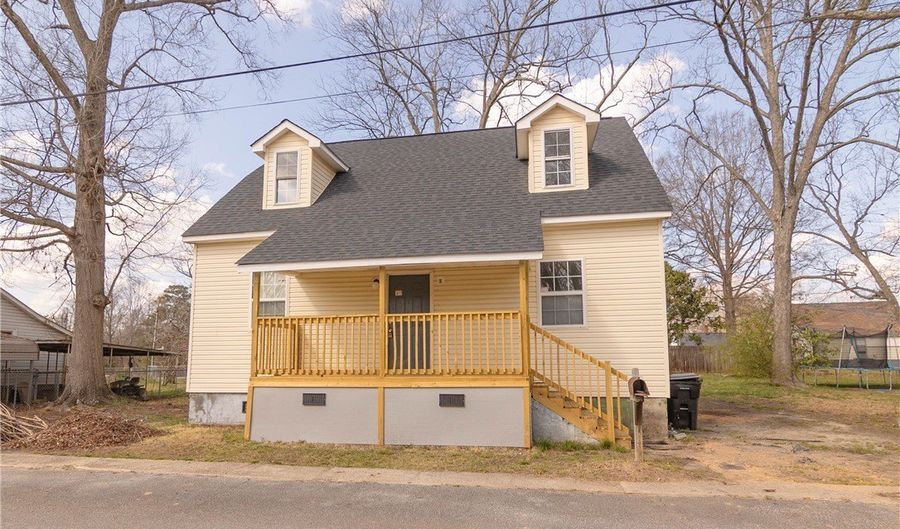 5 Jackson St, Belton, SC 29627 - 4 Beds, 2 Bath