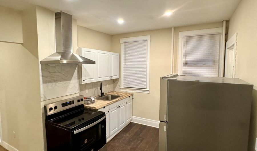 31 Bertha St 1, Albany, NY 12209 - 4 Beds, 1 Bath