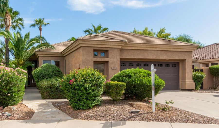 821 W Oriole Way, Chandler, AZ 85286 - 2 Beds, 2 Bath