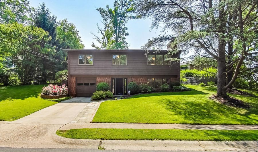 6515 E HALBERT Rd, Bethesda, MD 20817 - 3 Beds, 2 Bath