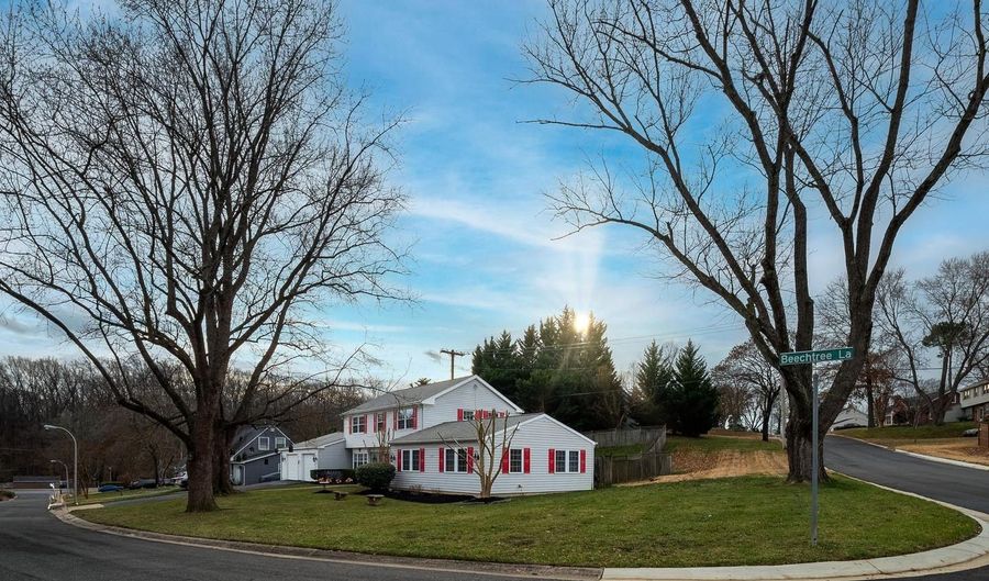 13001 BEECHTREE Ln, Bowie, MD 20715 - 6 Beds, 4 Bath