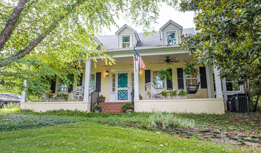 461 Circle Dr, Abingdon, VA 24210 - 4 Beds, 2 Bath