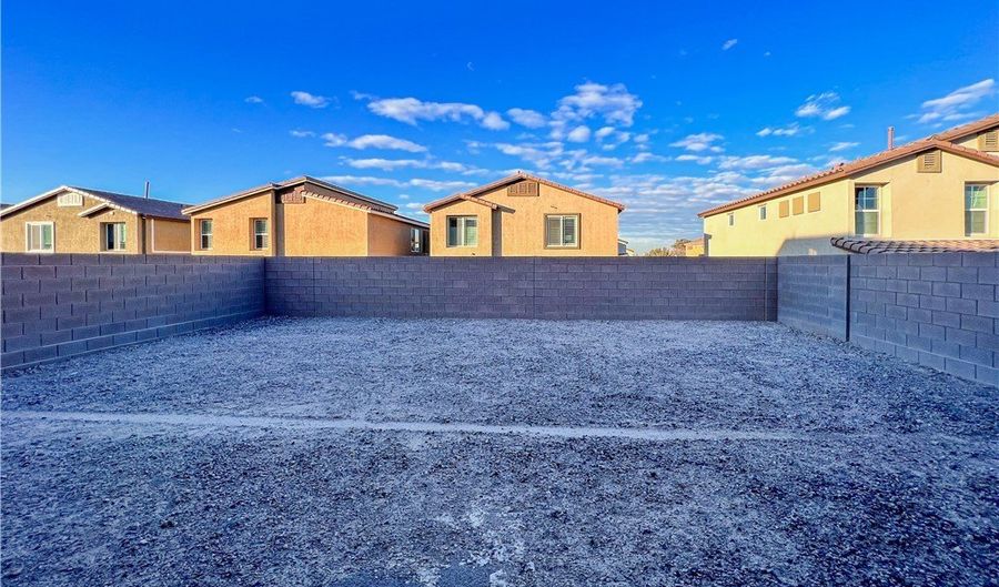 388 Canyon Mist Ct, Henderson, NV 89044 - 4 Beds, 3 Bath