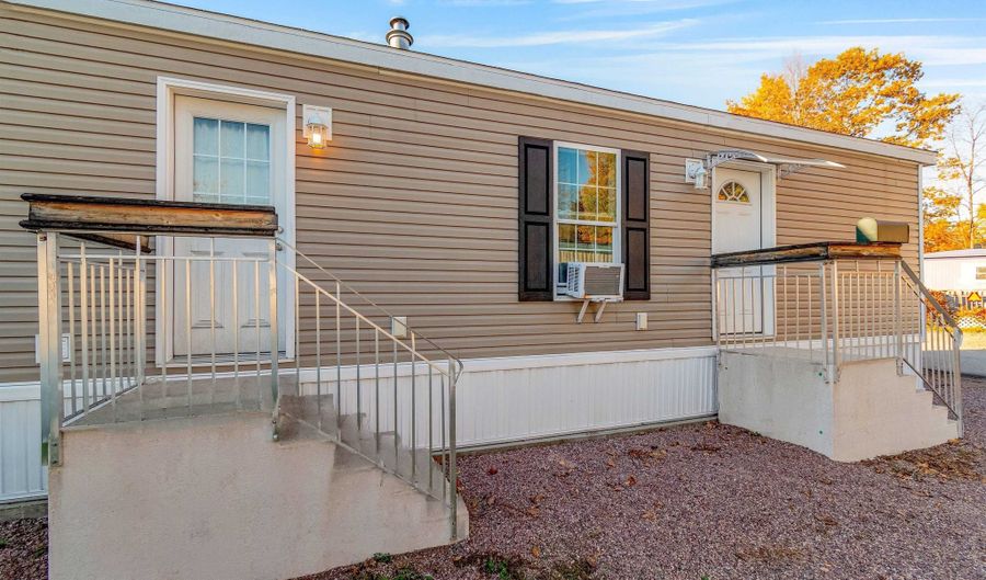 37 Avenue C, Burlington, VT 05408 - 2 Beds, 1 Bath