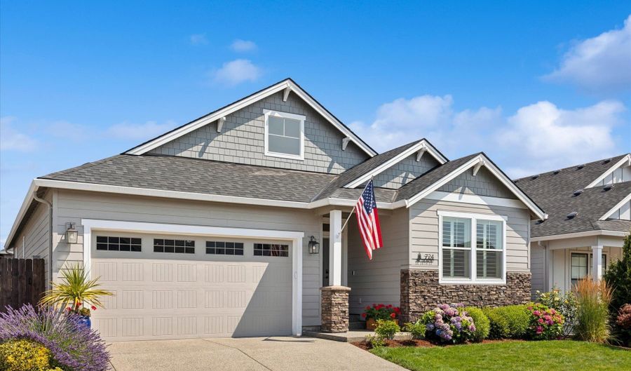 724 SE 36TH St, Battle Ground, WA 98604 - 3 Beds, 2 Bath