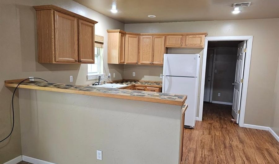 622 W 23rd St, Ada, OK 74820 - 3 Beds, 2 Bath