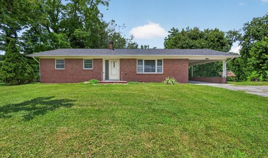 25355 Lee Hwy, Abingdon, VA 24210 - 4 Beds, 2 Bath