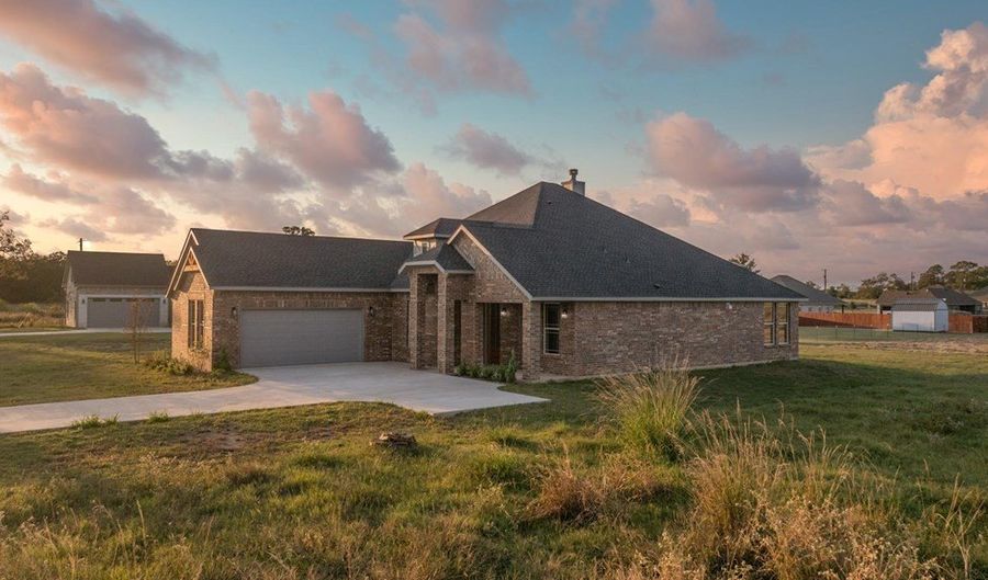 2062 CR 1612, Alba, TX 75410 - 4 Beds, 3 Bath