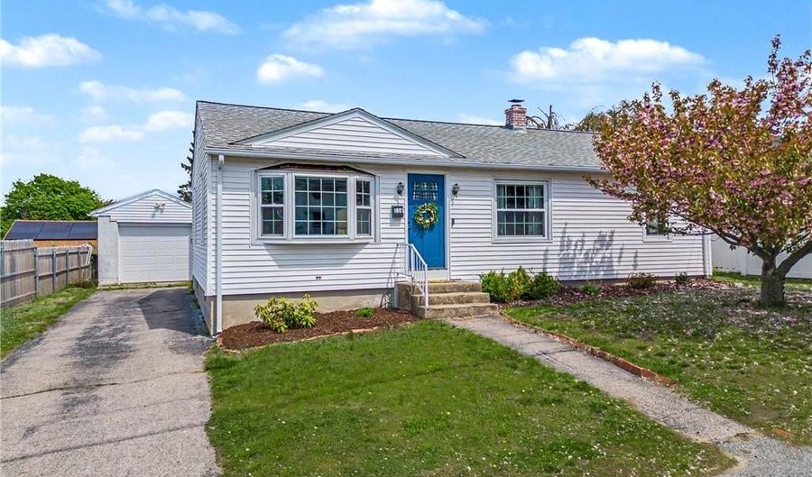 116 Volturno St, North Providence, RI 02904 - 3 Beds, 1 Bath