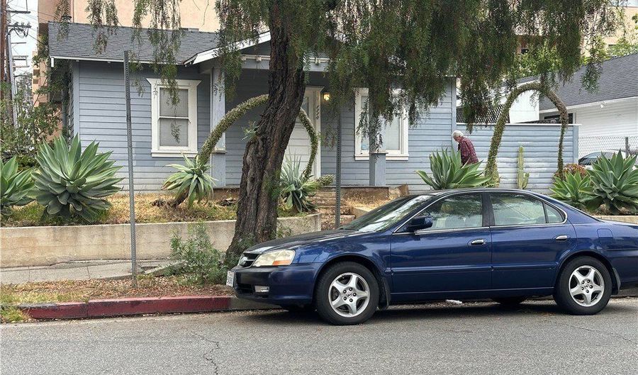 1116 S Barrington Ave, Los Angeles, CA 90049 - 0 Beds, 0 Bath