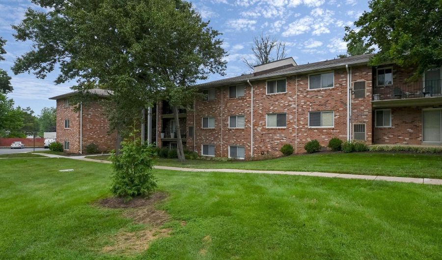 203 VICTOR Pkwy 203F, Annapolis, MD 21403 - 2 Beds, 2 Bath