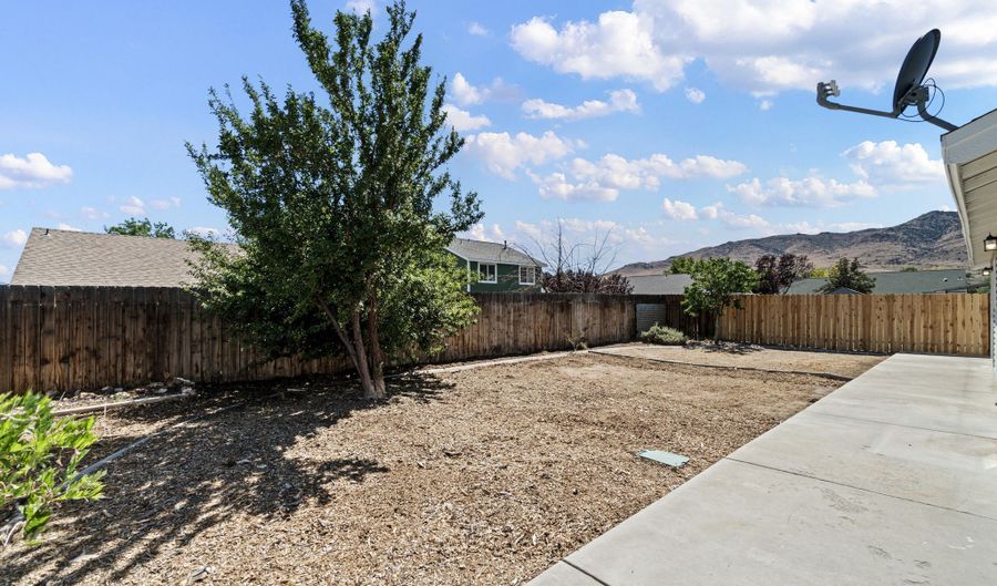 407 Sheep Camp Dr, Dayton, NV 89403 - 3 Beds, 2 Bath