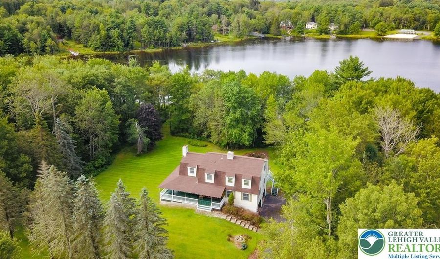 141 Embill Dr, Tobyhanna, PA 18610 - 4 Beds, 3 Bath